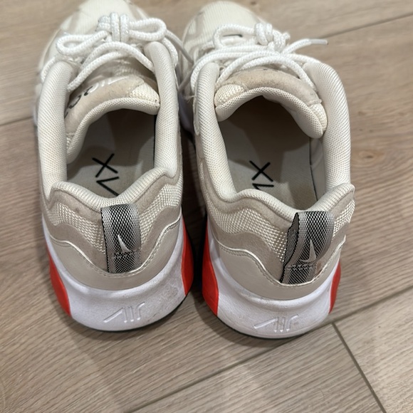 Nikes - Picture 4 of 5